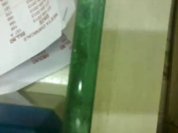 Kolakisa mosali na ngai ya mosala ya mondele oyo akoli na Skype.