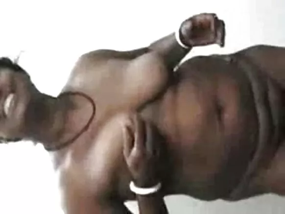 Maman mundele fille na noko basibaka tantine 1338.