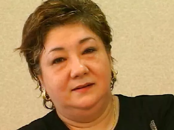 Nkoko ya Japonais na mabele minene, basi matures basibaka na émission ya ndako.