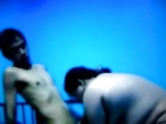 Maman video ya ba vieux basi na culotte ya muasi ya mundele mature na garçon na ye! Amateur ya bato! Mondele.