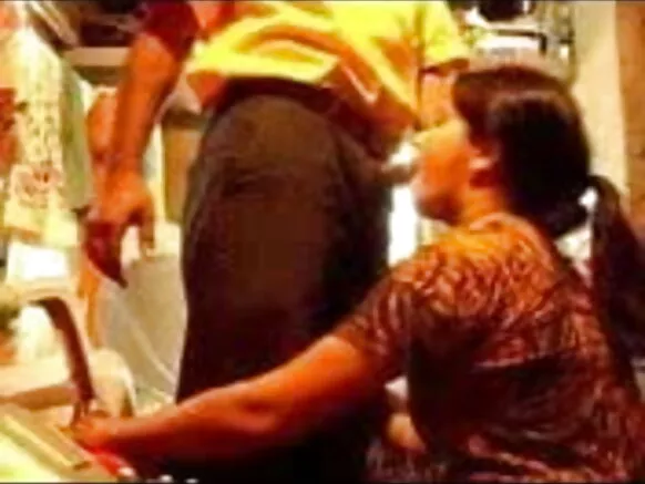 Tantine indienne, 8 basi ya kala ya Argentine ya busty.