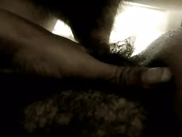 Sexe amateur na mwasi ya suki, vieux na fille - pénétration profonde na ba bushes close-up.