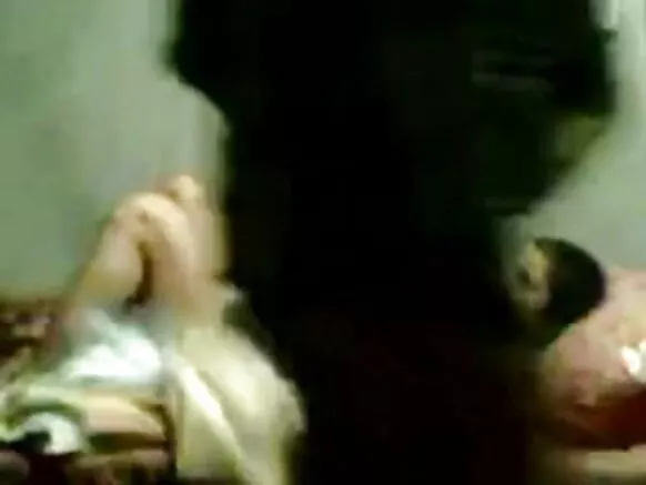 Bengali mama na mwana na mundele bolingo porno hôtel.