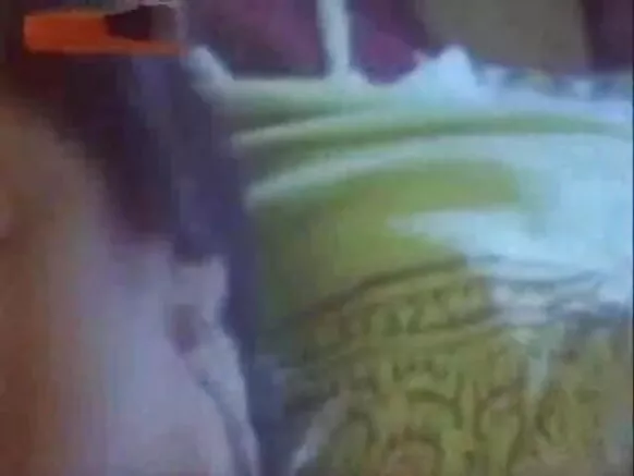 Tantine indienne ya hôtel chaud ameki ko satisfaire client na ye na sexe ya ba grands assses ya kala.