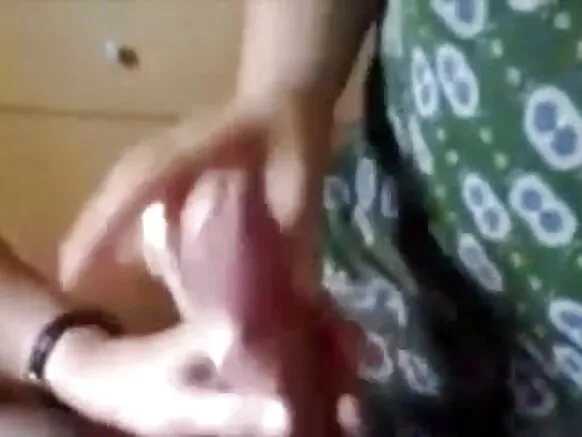 Mwasi ya ndako ya Delhi, basi ya, bapesa devar na bango handjob ya malamu.